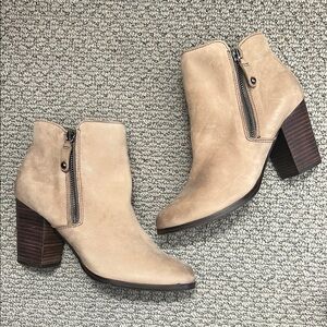 Women's Beige Ankle Boots